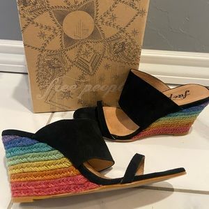 Free People Glorieta Wedge. Black/Multi/Rainbow. Size: 8 1/2 - 9 (Euro size 39)